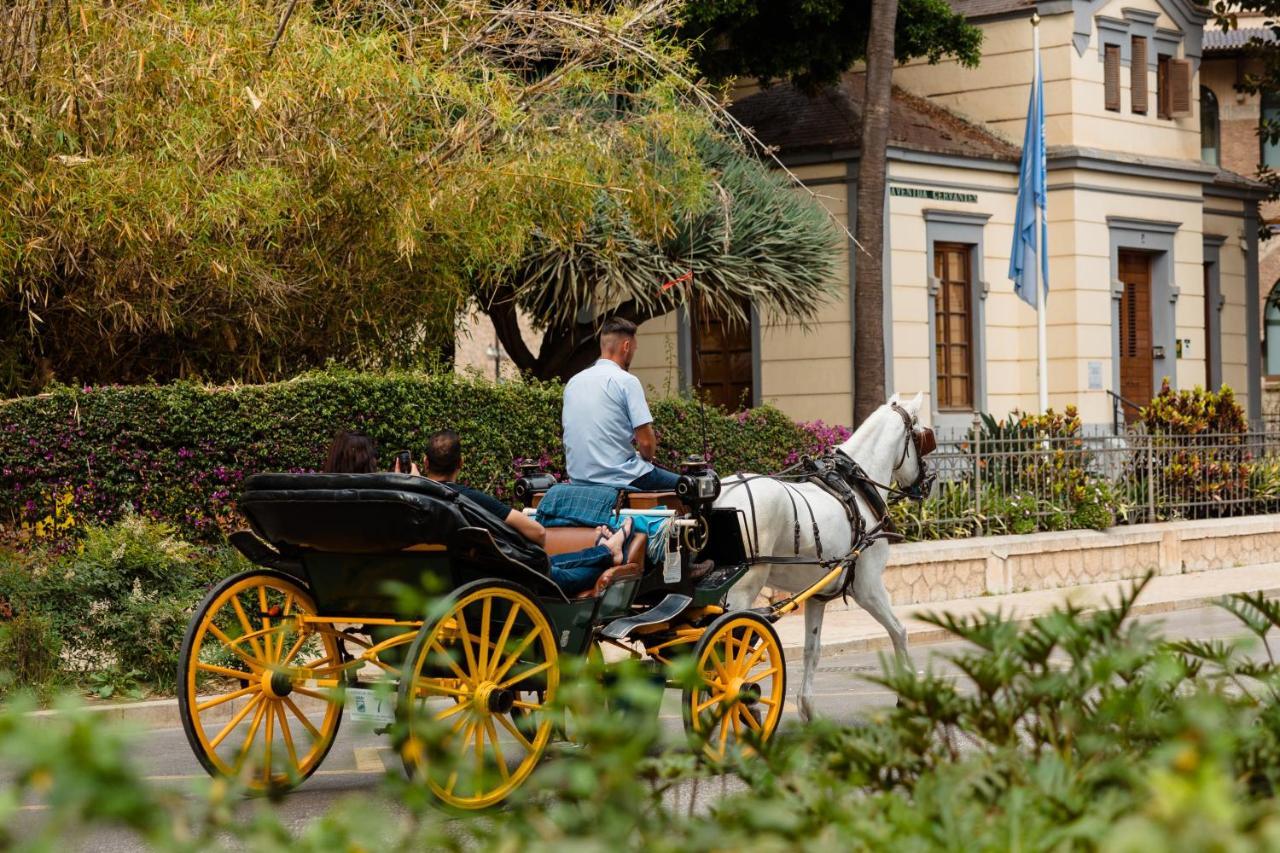 In The Historic Center Of Malaga, Very Close To The Beach And The Ave Train Station, With Private Parking Exterior foto